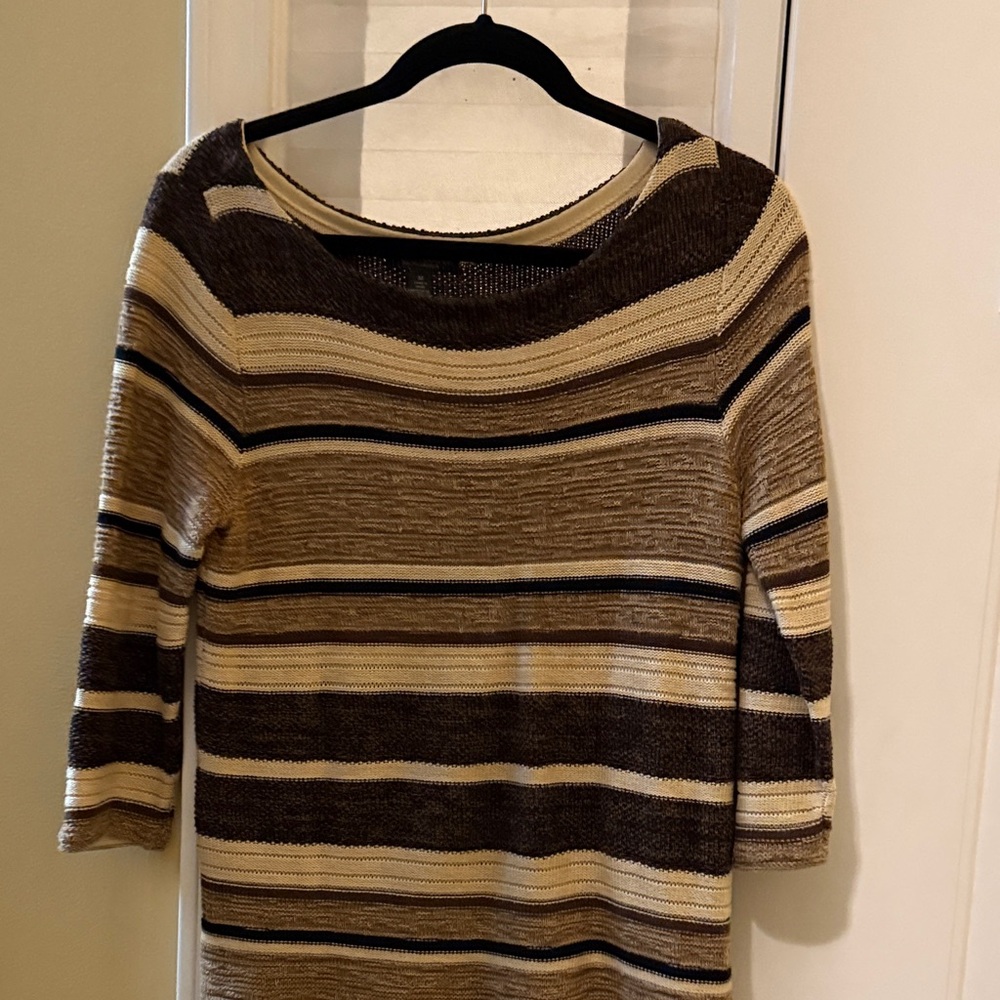 Women’s lightweight multi colored sweater in a size medium
